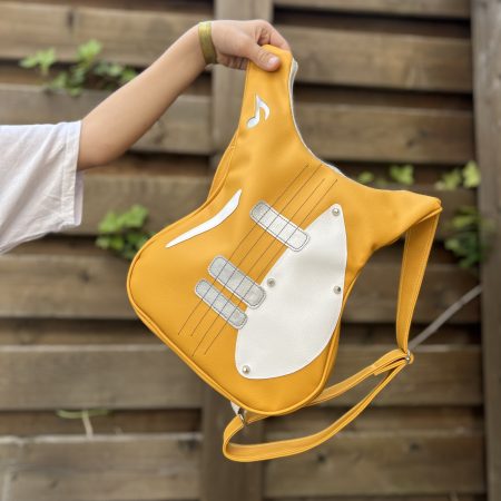 tiny-riff-rucsac-gradinita-chitara-galbena rucsac gradinită sau pentru timpul liber in formă de chitară pentru copii
