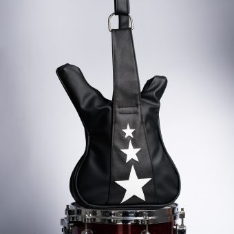 Geantă neagră chitară rock style cu steluțe atașate
