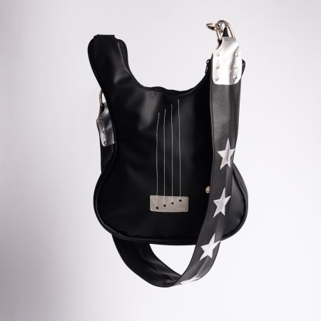 Wild Star – Geantă Chitară Rock cu Bretea cu Stele | BySolbags Flatlay geantă chitară rock Wild Star cu bretea decorată cu stele